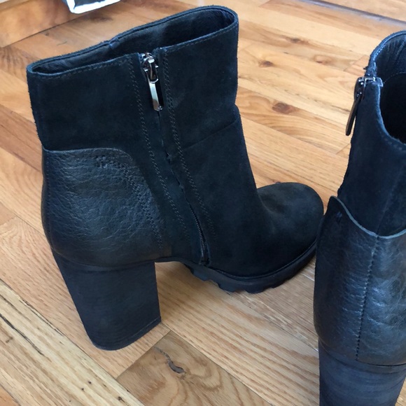 Sam Edelman Shoes - Chunky black suede and leather ankle boots
